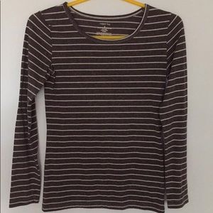 Long sleeved grey & white stripped shirt